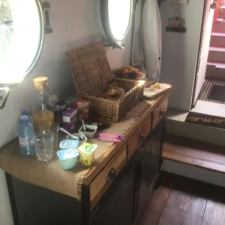 Peniche Gisele 1930 - Botel Digione